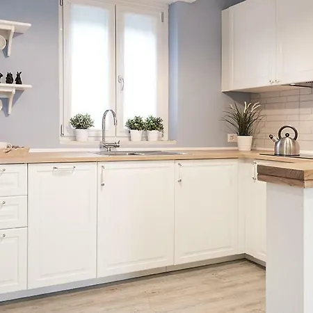 Wonder View - By Myhomeincomo Apartmán